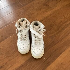 Nike White Air Force  High-Top 6.5Y